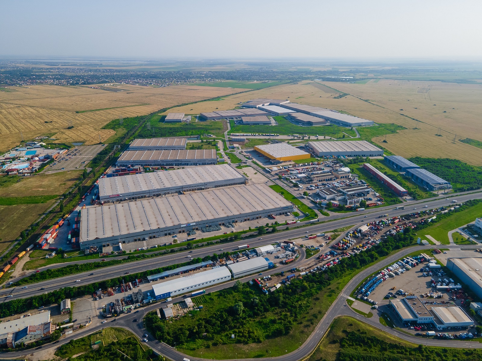 P3 Logistic Parks to lease over 20,500 sqm to Hopi and E van Wijk in the P3 Bucharest A1 Park 